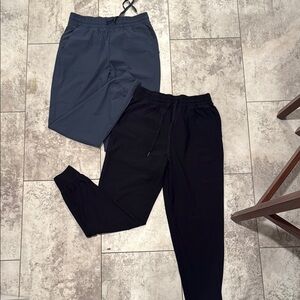 Bundle of 2 pairs Old Navy Women's go dry joggers Pants - Black and Navy - NWOT